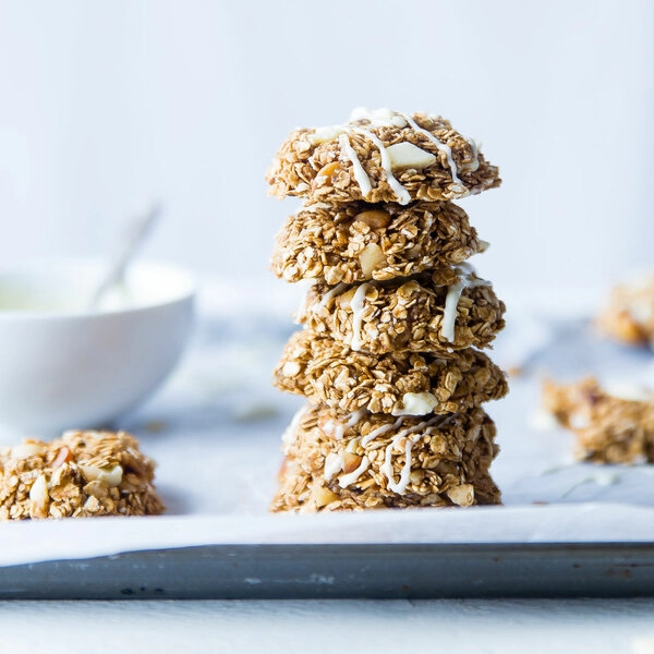 krepki in zdravi piskoti za zajtrk so naravno brez glutena veganski z nizko vsebnostjo sladkorja in ne le dobrega okusa – so neverjetnega okusa 
